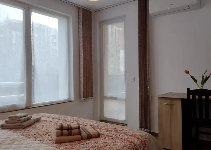 Апартамент Harmony Tranquility Comfort And Free Parking